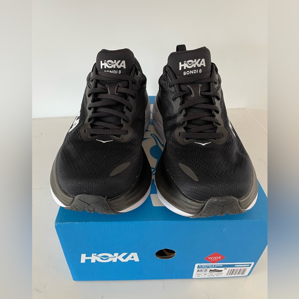 Like New Hoka Bondi 8 Sneakers Women's Size 8.5 WIDE Black/White